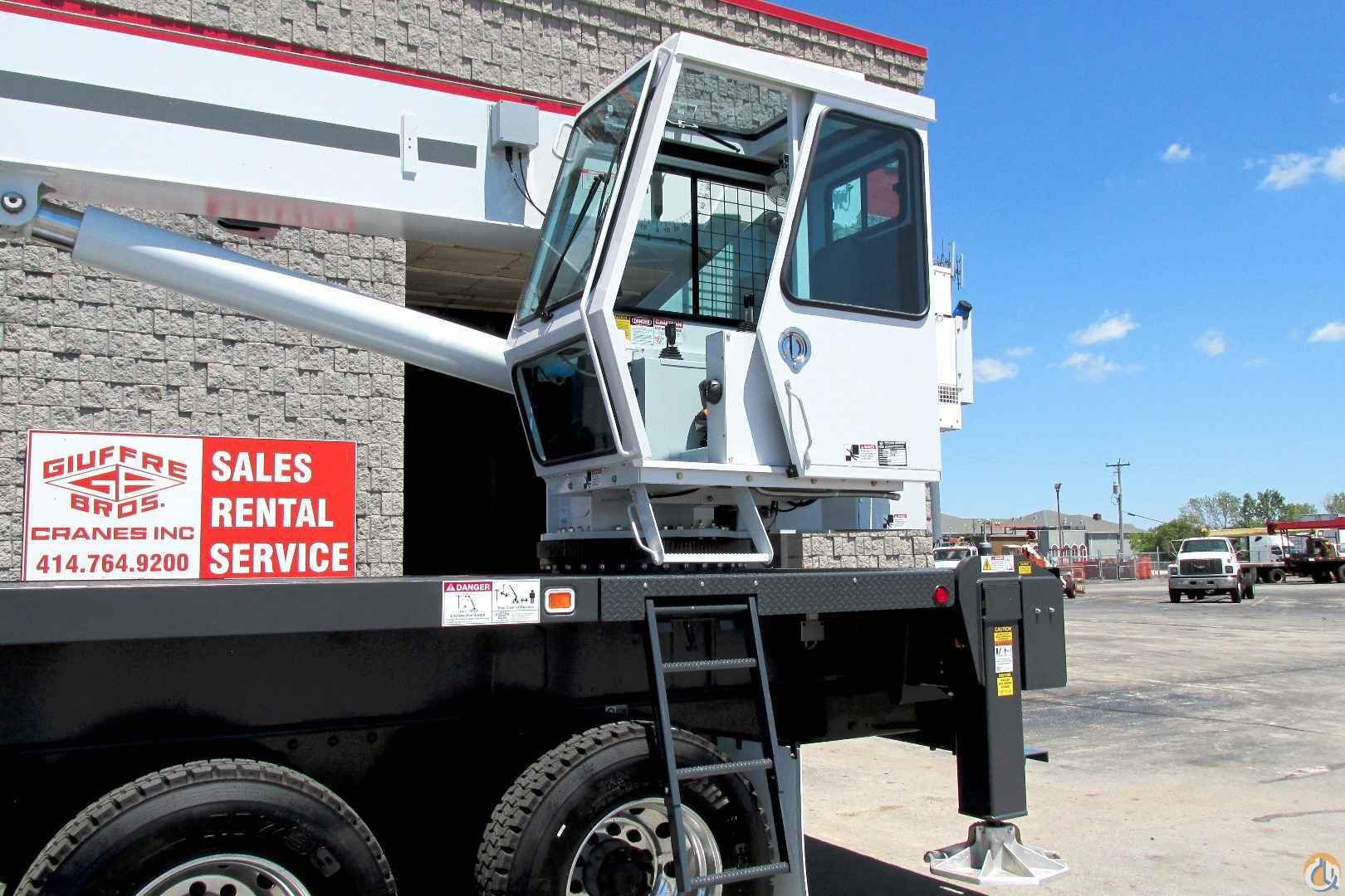 Brand new 30 Ton Manitex with swing cab on Kenworth 350HP truck!! Boom Truck Crane (Sold) in Salt Lake City Utah Crane Network image 10