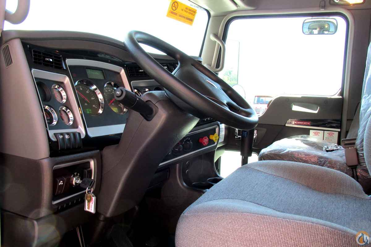 Brand new 30 Ton Manitex with swing cab on Kenworth 350HP truck!! Boom Truck Crane (Sold) in Salt Lake City Utah Crane Network image 12