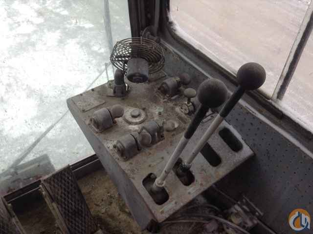 4600 Crawler Lattice Boom Crane (Sold) in Coaldale Pennsylvania Crane Network image 16