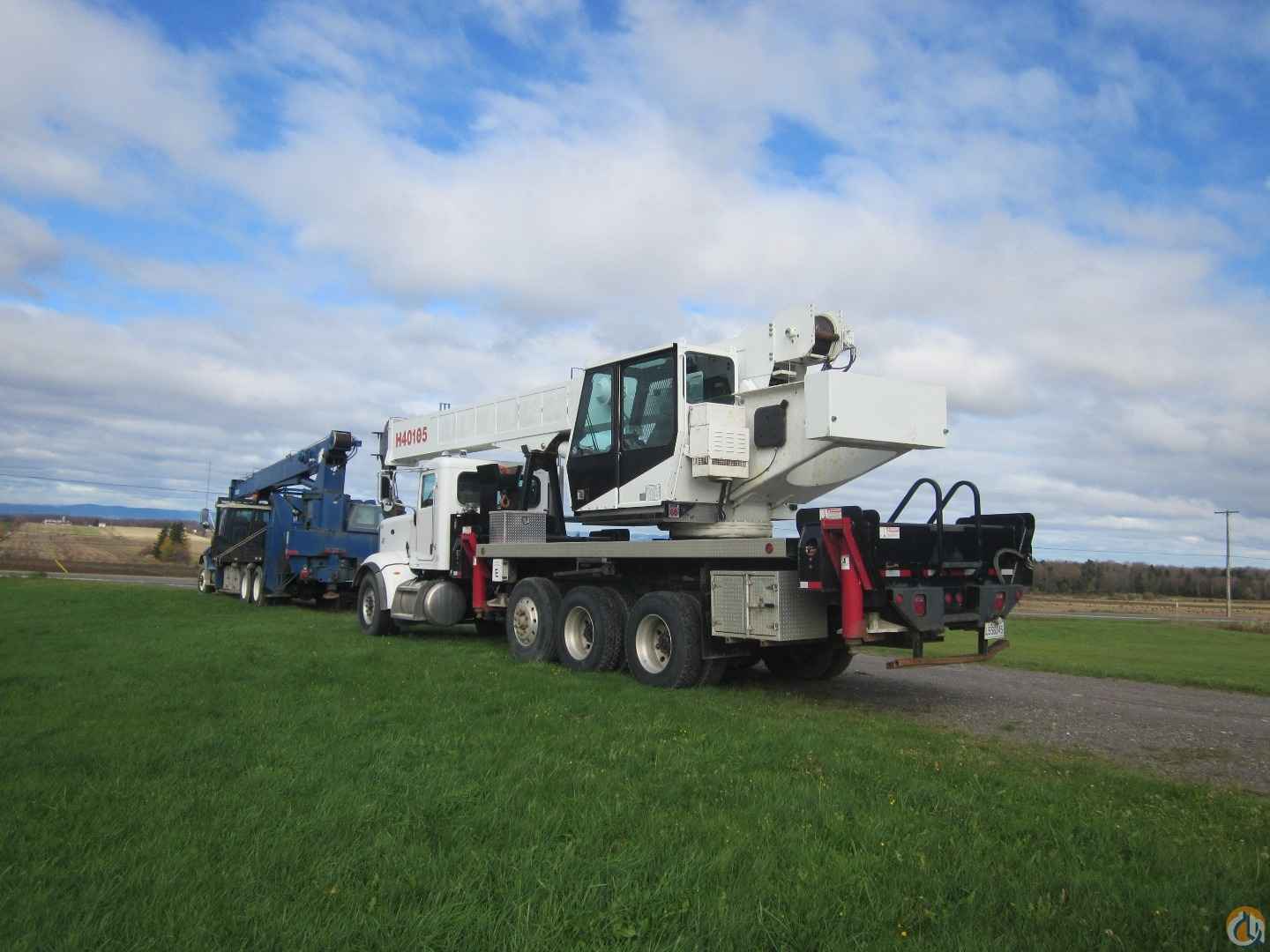 40105R Boom Truck Crane (Sold) in Quebec Canada Crane Network image 10