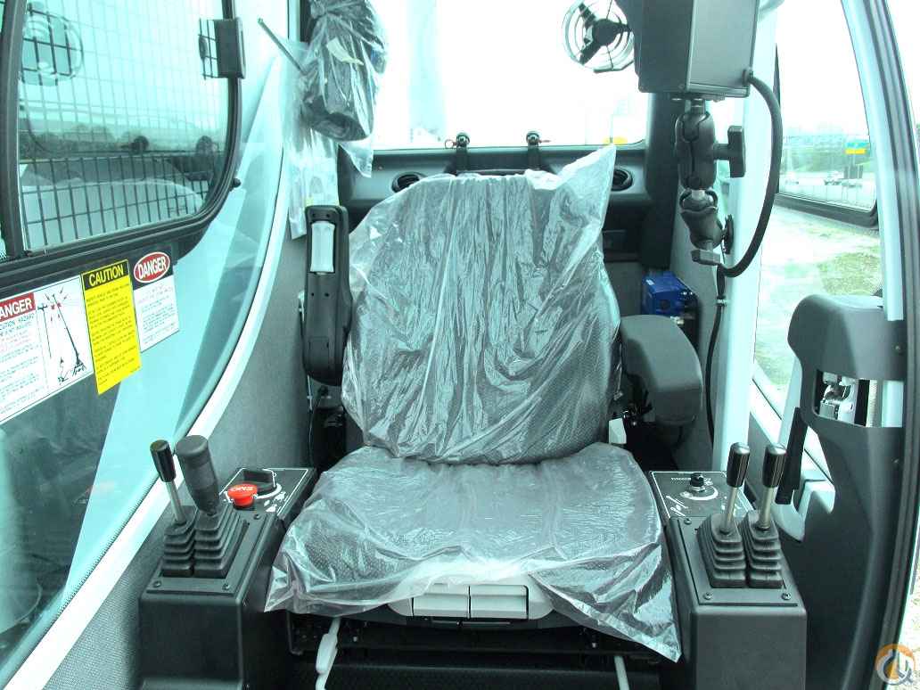 Manitex 40124 SHL Boom Truck Crane (Sold) in Milwaukee Wisconsin Crane Network image 14