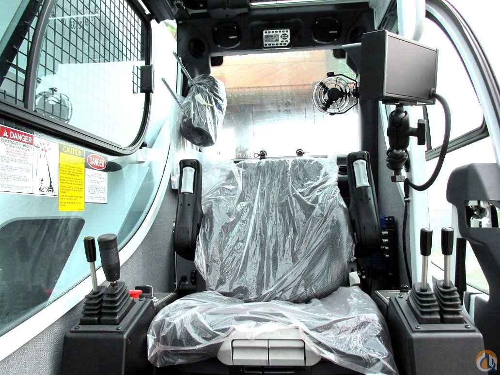 Manitex 40124 SHL Boom Truck Crane (Sold) in Milwaukee Wisconsin Crane Network image 23