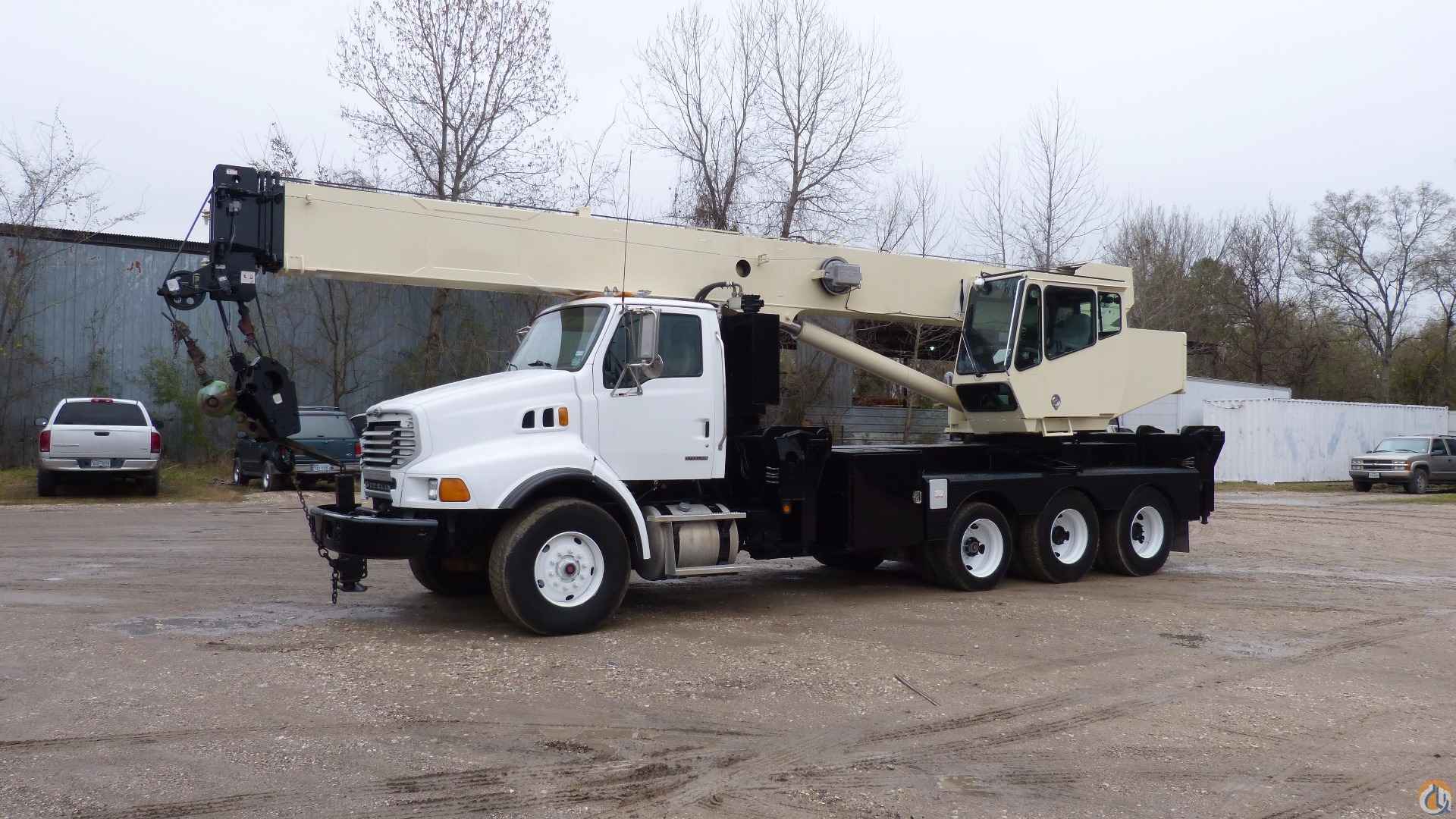 Used National 18127 40-Ton Boom Truck installed on 2005 Sterling LT 9513 Boom Truck Crane (Sold) in Houston Texas Crane Network image 4