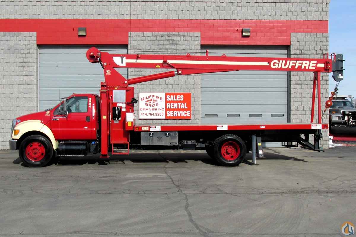 19 TON MANITEX 1970C ON FORD F750 TRUCK. 70 FOOT BOOM, 80 FT TIP HEIGHT! Boom Truck Crane (Sold) in Milwaukee Wisconsin Crane Network image 2