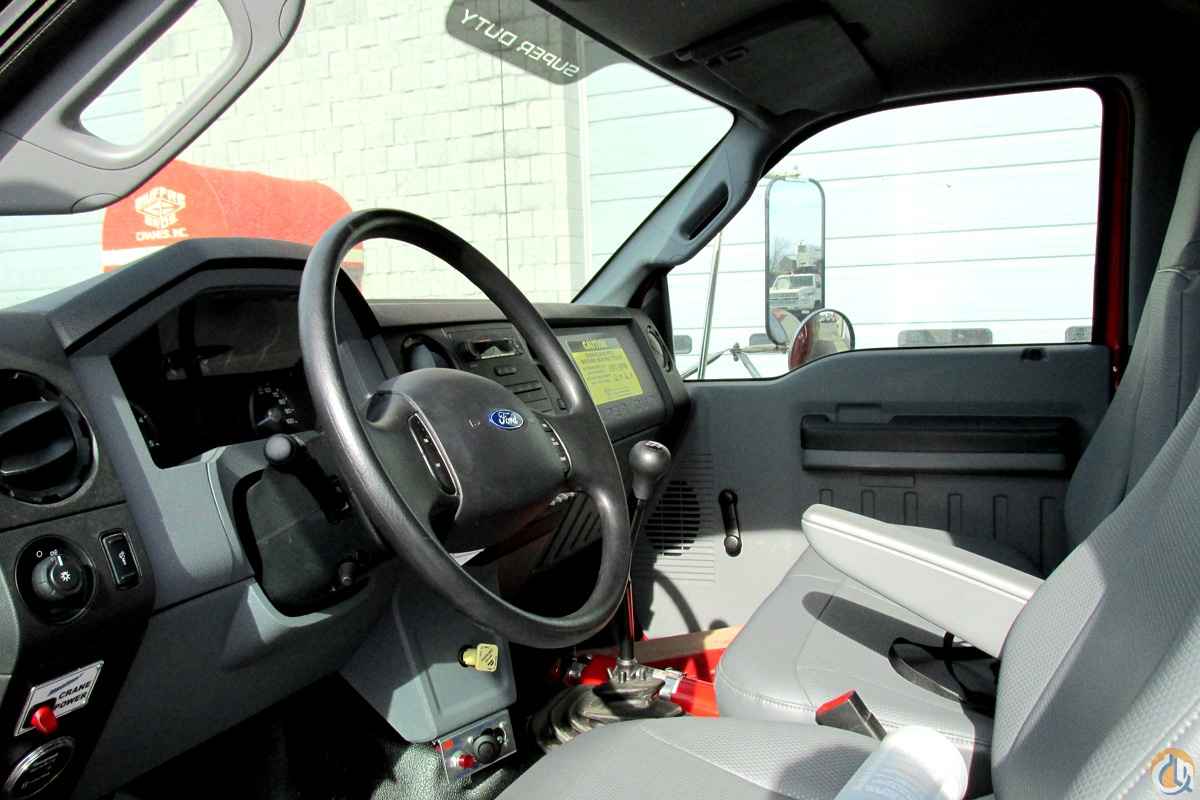 19 TON MANITEX 1970C ON FORD F750 TRUCK. 70 FOOT BOOM, 80 FT TIP HEIGHT! Boom Truck Crane (Sold) in Milwaukee Wisconsin Crane Network image 11