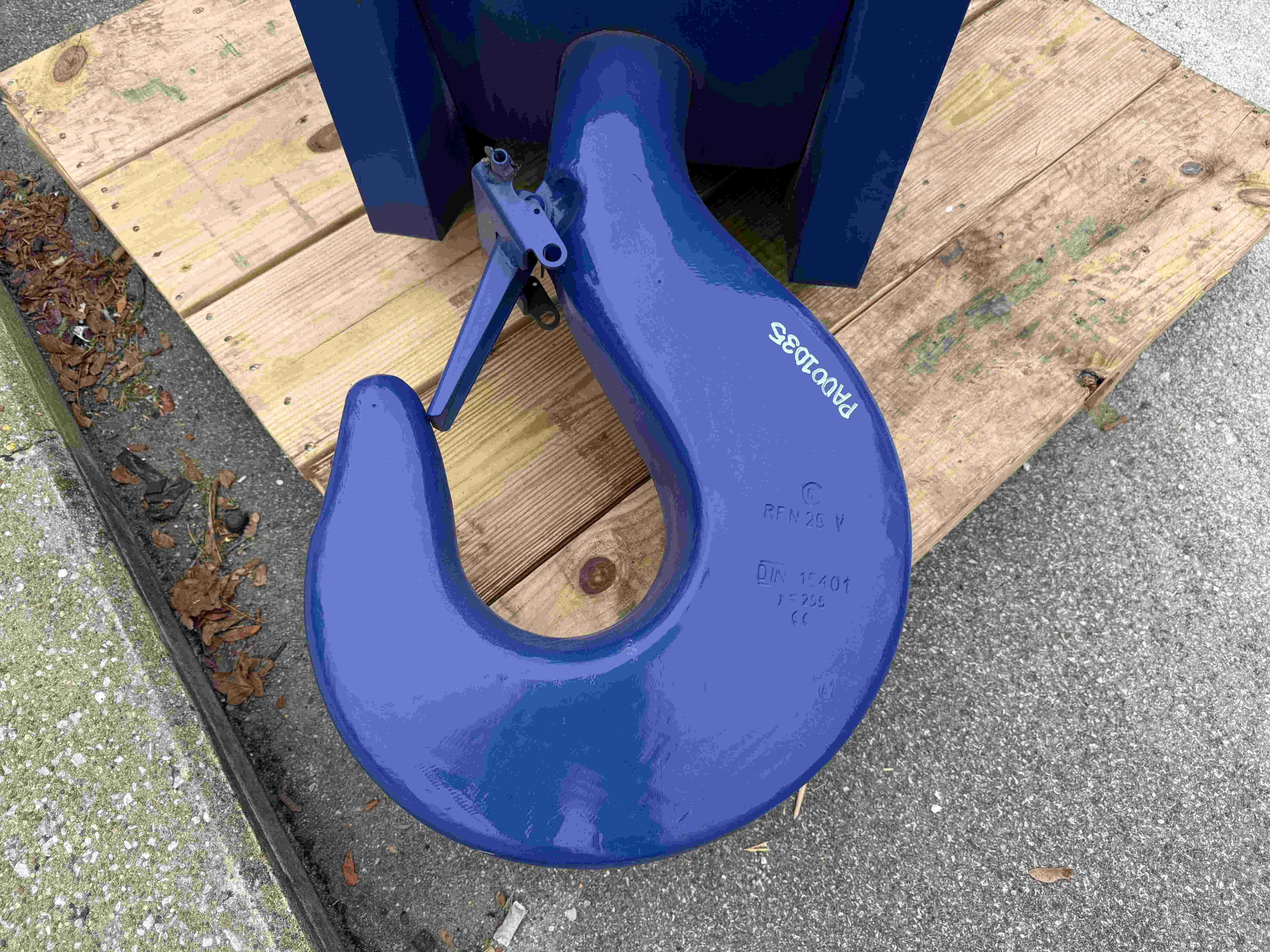 132T Tadano Hook Block Hook Block Part for Sale in Solon Ohio Crane Network image 5