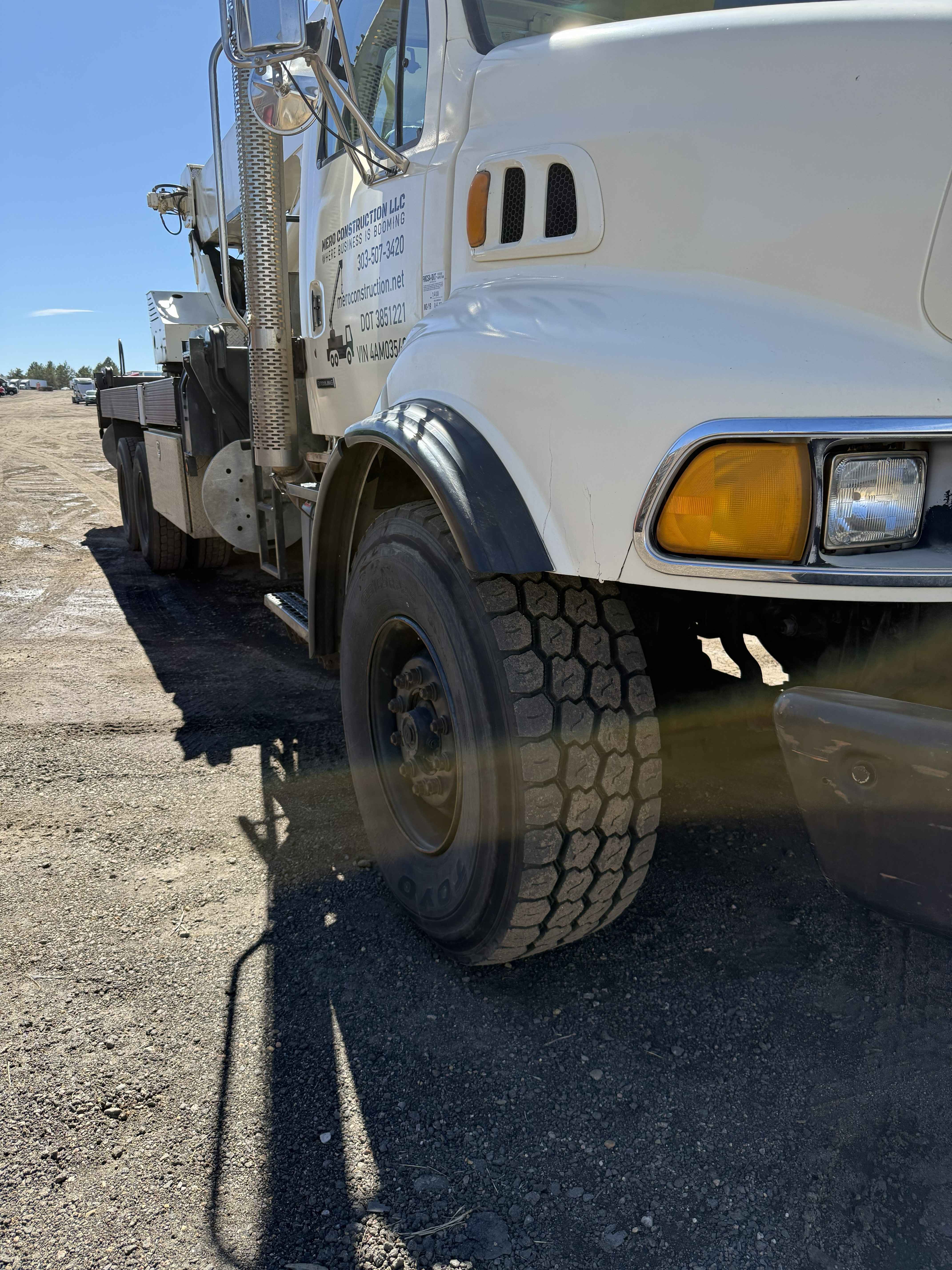 2004 National Crane Mobile Crane for Sale in Denver Colorado Crane Network image 3