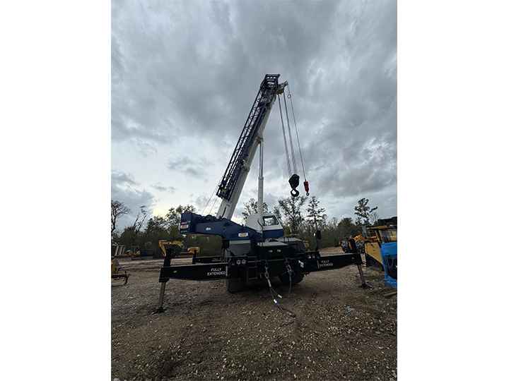 2009 Tadano GR-800XL-1 Rough Terrain Crane for Sale or Rent in Houston Texas Crane Network image 44