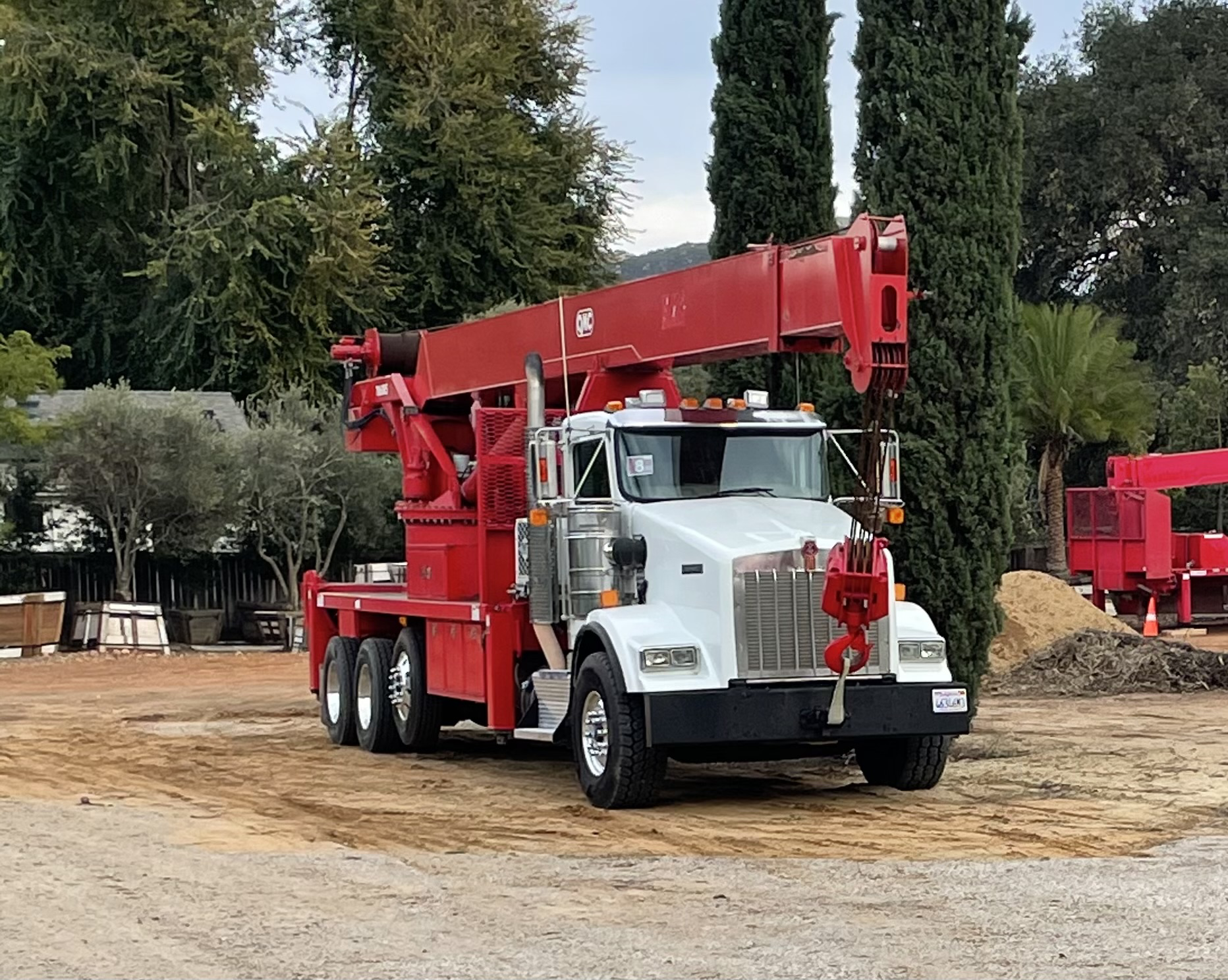 2013 QMC 7060RS Boom Truck Crane for Sale in California Crane Network image 2
