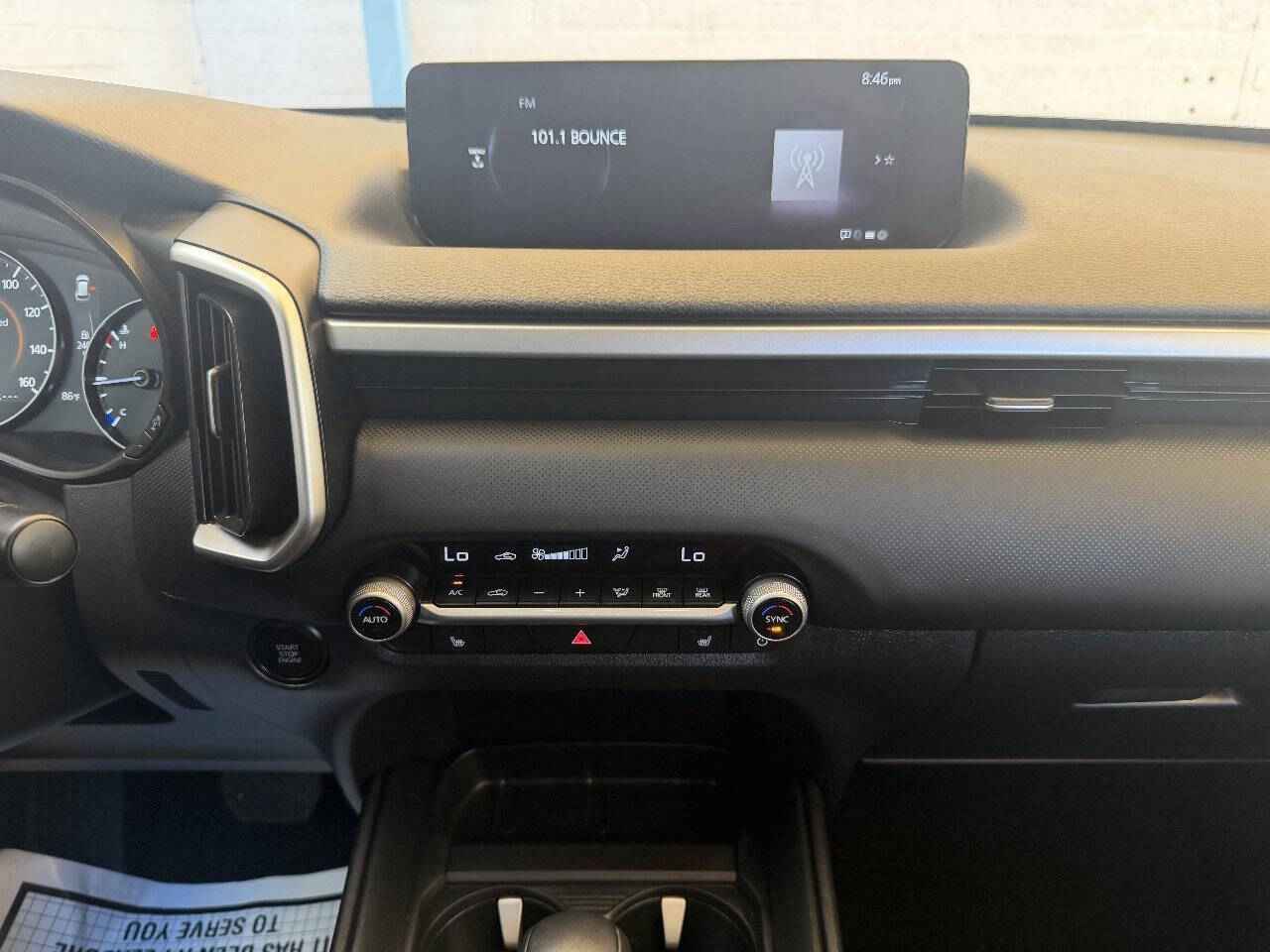 2026 Mazda CX-50 - Image 12
