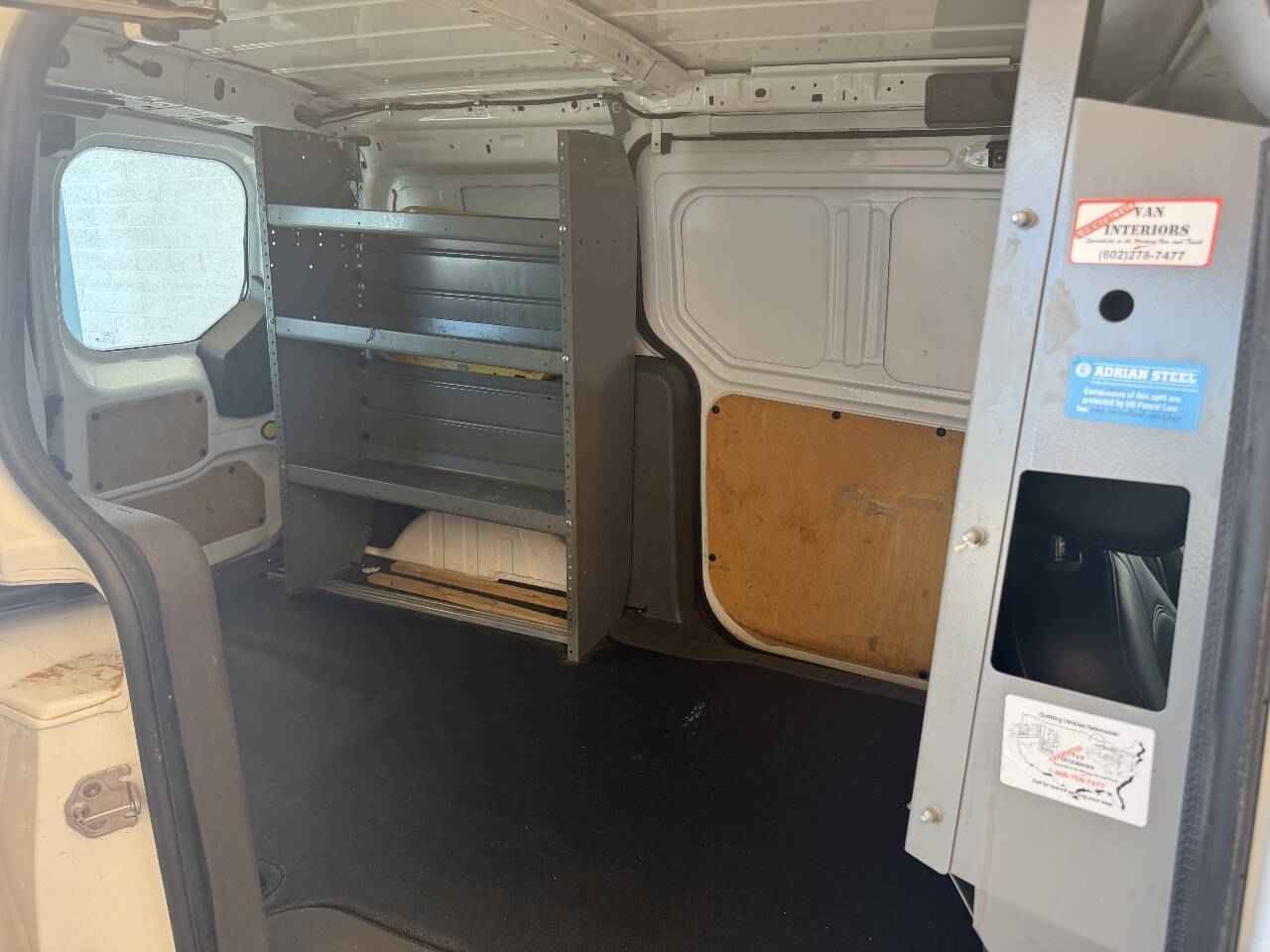 2021 Ford Transit Connect - Image 17