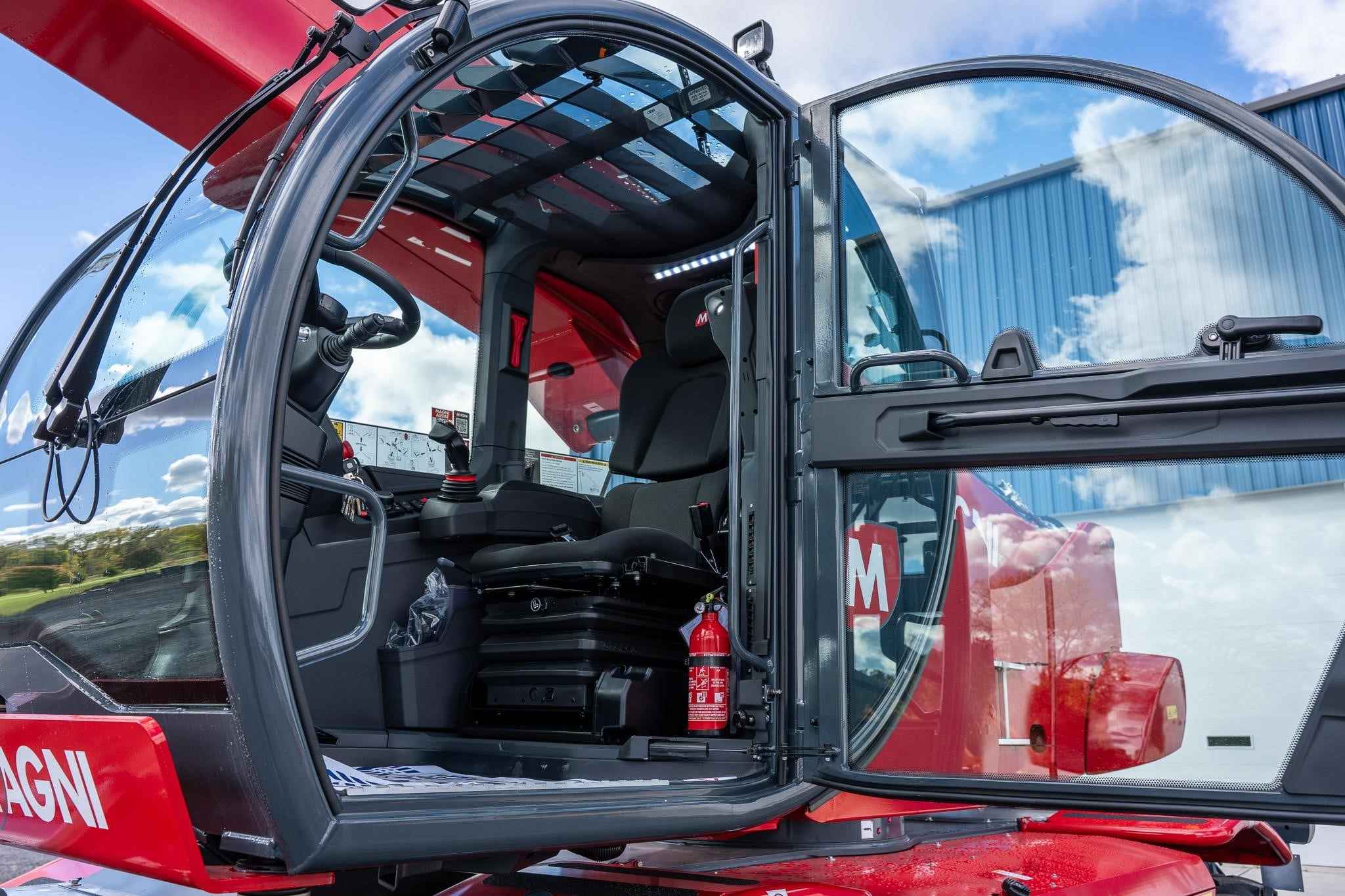 2026 MAGNI RTH6.31 Telehandlers Crane for Sale in East Syracuse New York Crane Network image 8
