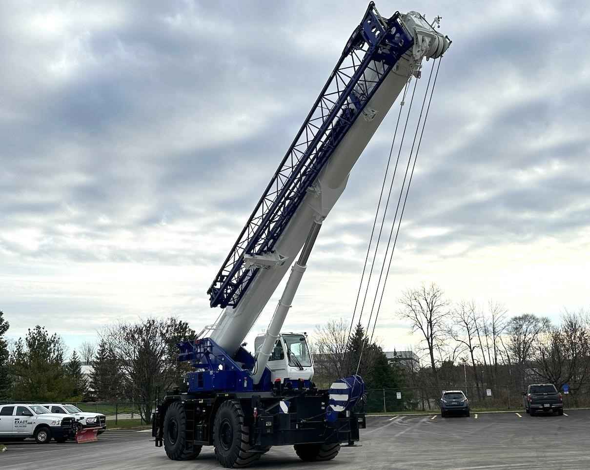 Tadano GR-1000XL-4 Rough Terrain Crane for Sale or Rent in Lowell Michigan Crane Network image 3