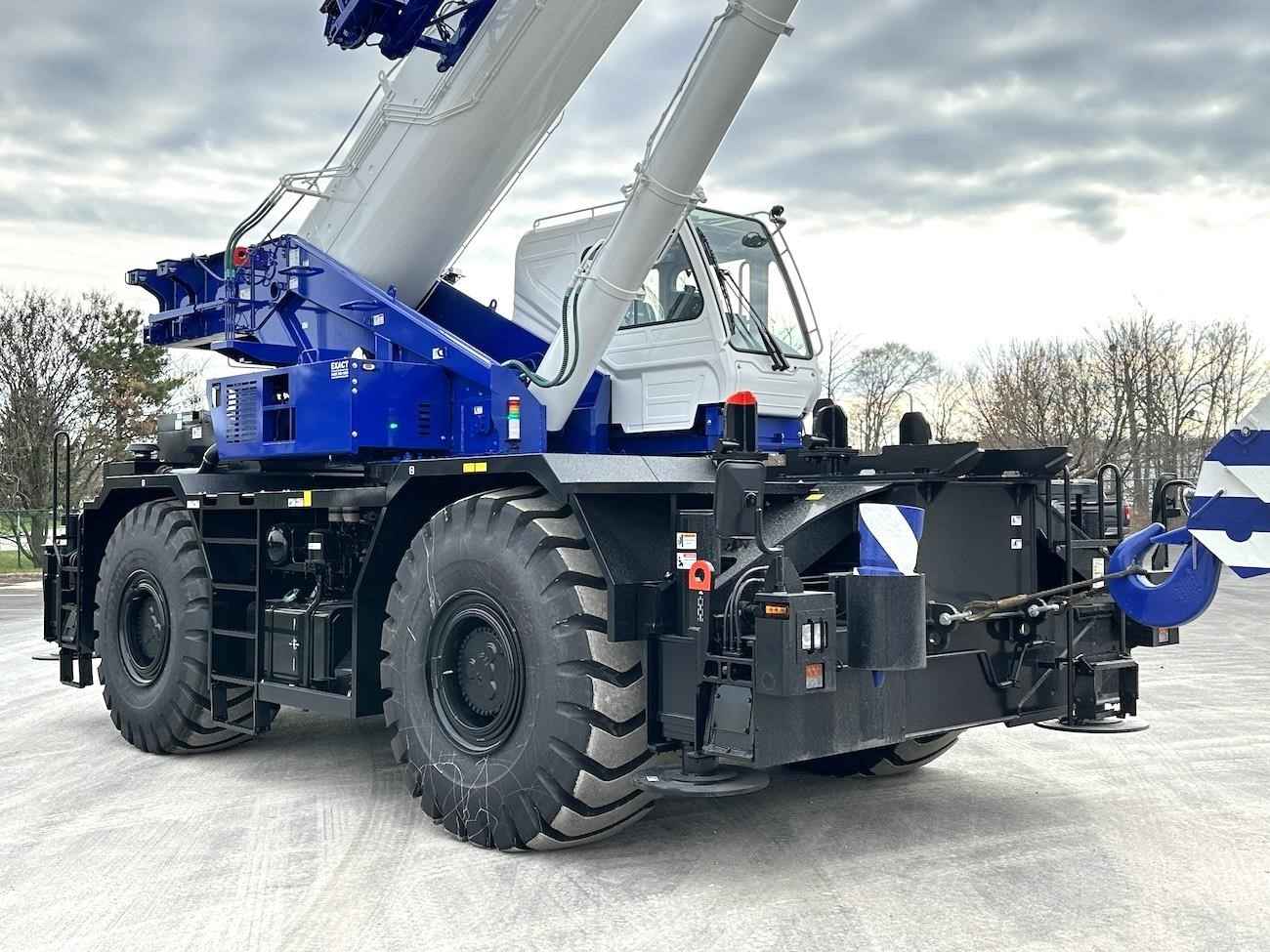 Tadano GR-1000XL-4 Rough Terrain Crane for Sale or Rent in Lowell Michigan Crane Network image 7
