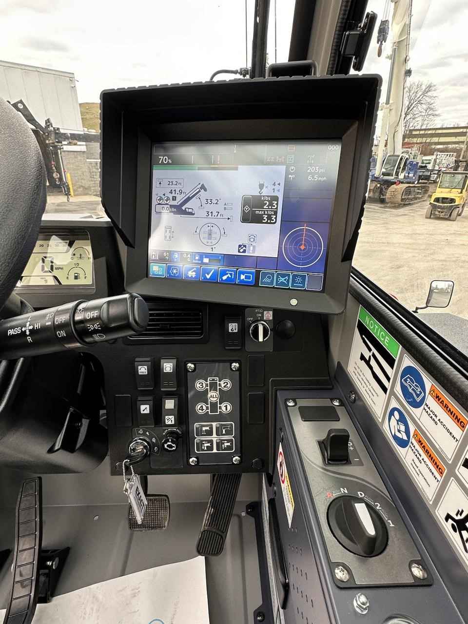 Tadano GR-1000XL-4 Rough Terrain Crane for Sale or Rent in Lowell Michigan Crane Network image 11
