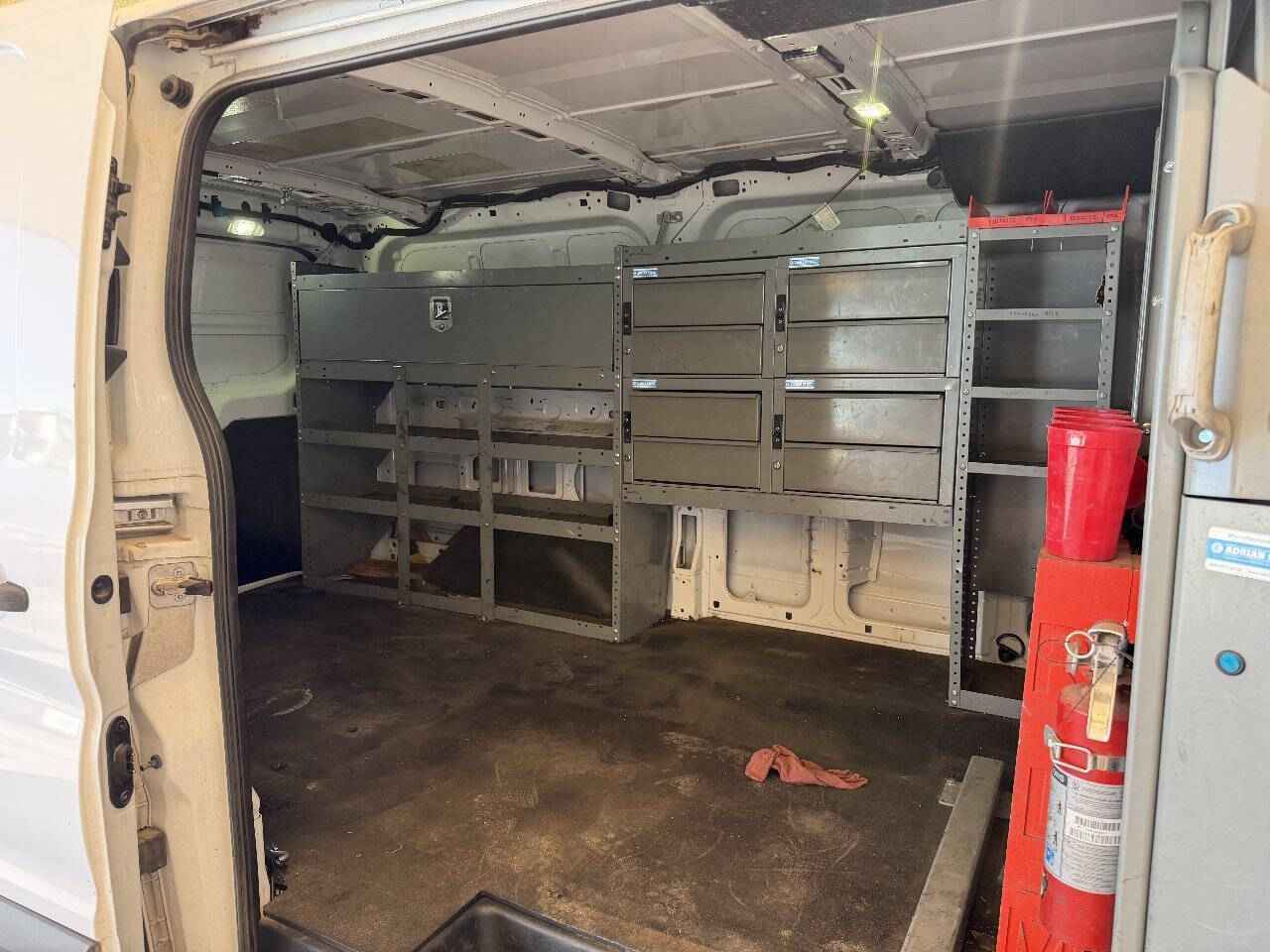 2017 Ford Transit - Image 12